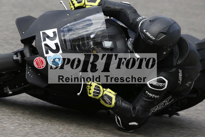 /09 19.04.2026  Caremotion get faster ADR/Gruppe rot/229